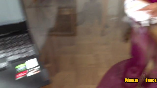 Niks Indian Gets Fucked By Her Boss In A Saree