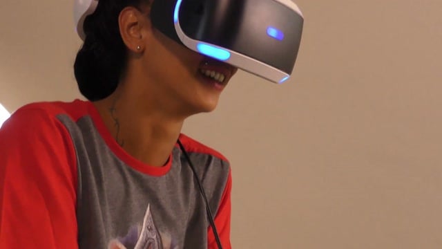Isabella Chrystin Shows Off Her Body While Gaming