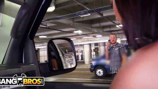 Alina Li Gets Rejected By Random Dudes On The Street