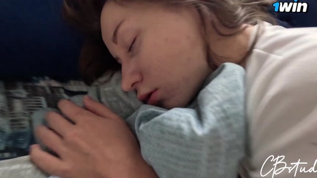 Cail Brodnevski Implora Por Um Creampie Sem Camisinha