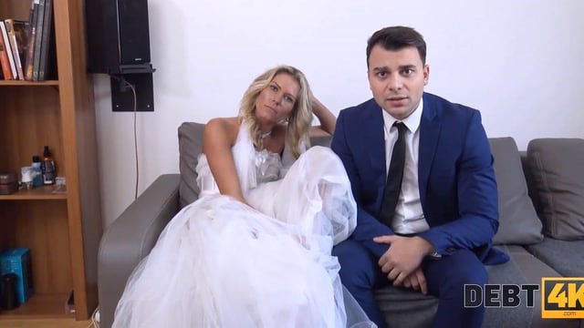 La Mariée Blonde Claudia Mac Baisée par le Percepteur Don Diego et Thomas Friedl