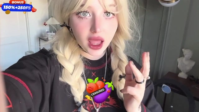 Goth Teen Shyblanche Wants To Taste Her Squirt