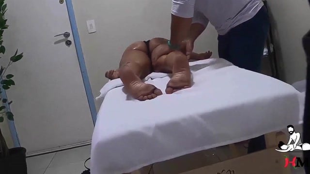 Hidden Camera Captures Horny Teen Getting Fucked After Massage