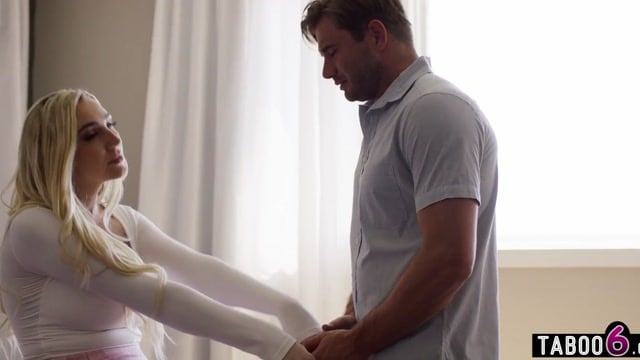 Kendra Sunderland And A Fake Blonde Get Anal From Nathan