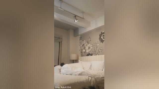 Lésbica Negra Tarada Chupa Garota Dormindo
