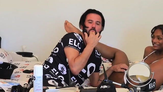 Rhae Woods transa com podcast Elo em Las Vegas