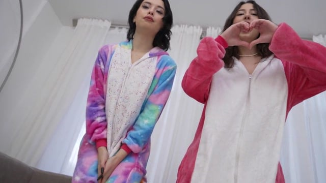 Young Threesome With Karolina And Lola Bredly