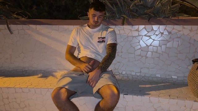 Tommy E Annika Fuck Outside No Panties While People Walk By