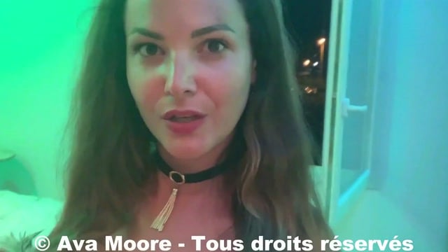 Ava Moore Faz Sete Sortudos Gozarem na França